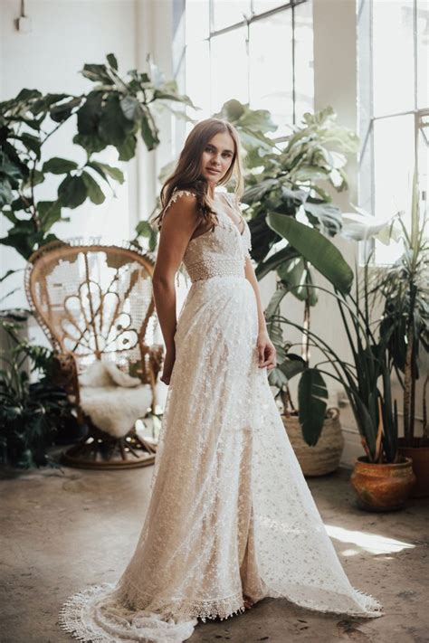 Bohemian Wedding Dress Giveaway With Dreamers And Lovers Junebug Weddings