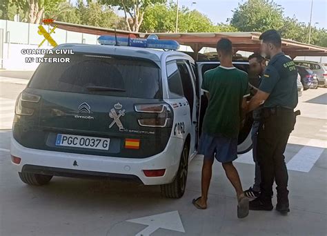 La Guardia Civil detiene en Torre Pacheco a un prófugo de la justicia