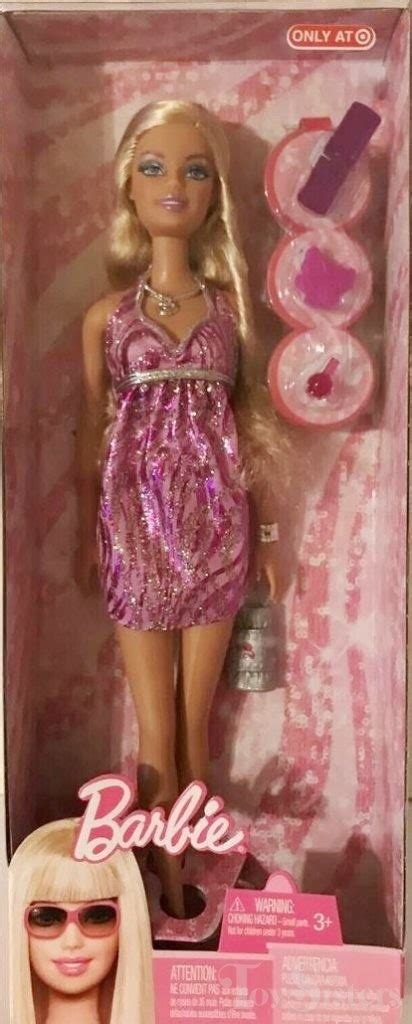 2009 Target Glam Barbie Pink Dress Pink Accessories Toy Sisters