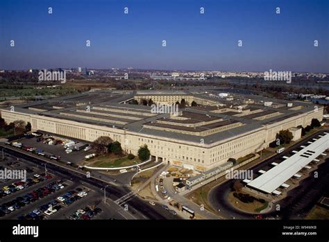 Aerial View Of The Pentagon Arlington Virginia Stock Photo Alamy
