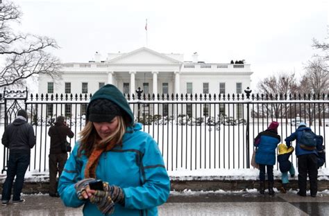Man Charged After Scaling White House Fence Wusa Com