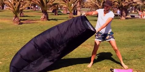 Couldn't get one as people in front of him were buying multiples. Blow-up couch takes seconds to inflate - Business Insider