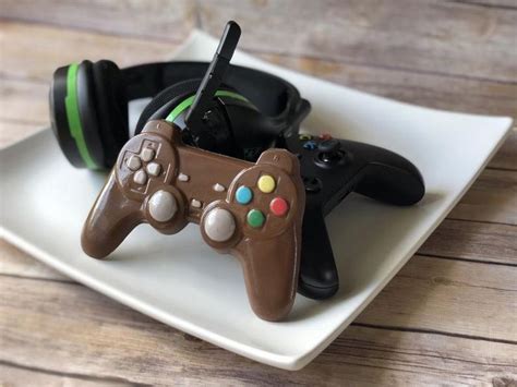 Oh the gloriously rich and delectable life of a chocolatier! Chocolate Video Game Controller | Chocolate videos, Video ...