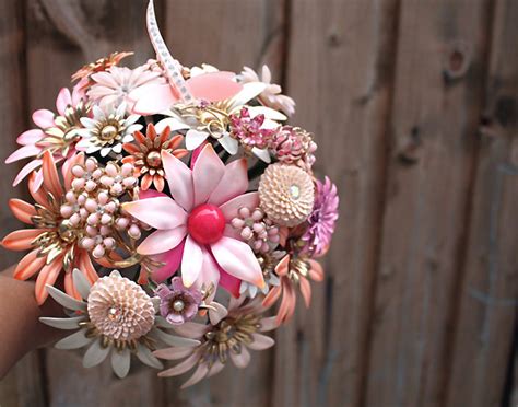 Keep your artificial wedding flowers. unique wedding flowers vintage brooch bouquet 1 | OneWed.com