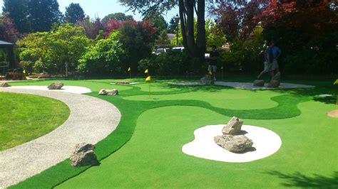 How To Design A Mini Golf Course In Your Backyard