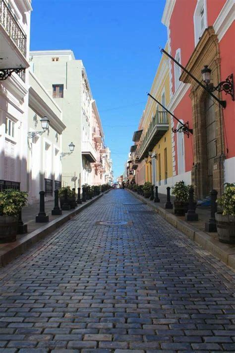 Calle La Fortaleza De San Juan Puerto Rico Carteras Construidas Por La