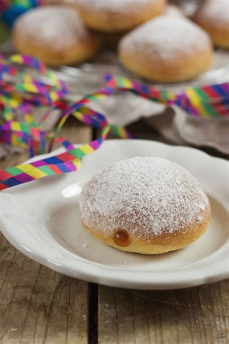 Faschingskrapfen aus dem Backofen Rezept