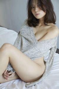 Yui Ichikawa Strips Off For Very Sexy Weekly Playboy Photo Shoot