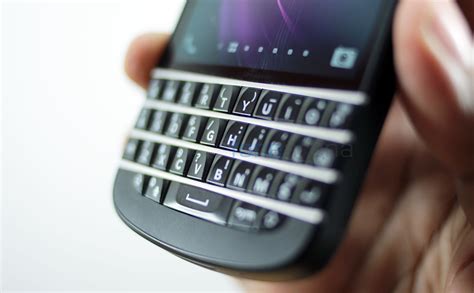 Blackberry Q20 With 35 Inch Touch Screen Qwerty Keyboard Announced