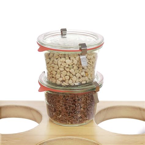 La prima stagione della versione italiana del programma televisivo masterchef italia è stata trasmessa dal 21 settembre al 7 dicembre 2011 su cielo, inoltre il 21 e il 28 dicembre sono state mandate in onda due speciali puntate dedicate ai retroscena e ai commenti dei protagonisti. Cicerchia e ditalini di farro custoditi in due robusti ...