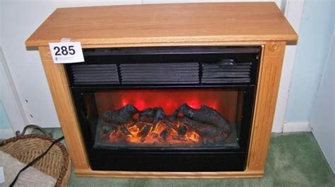 Heat Surge Electric Fireplace Amish Made Oak Lenhart Auction And Realty