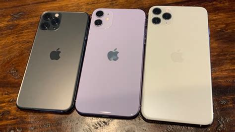 The iphone 11 display has rounded corners that follow a beautiful curved design, and these corners are within a standard rectangle. The Difference Between Apple iPhone 11 Pro and iPhone XS's ...
