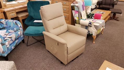 Careco Napoli Pebble Pu Leather Dual Motor Riser Recliner Slight Second Chair Can Deliver In