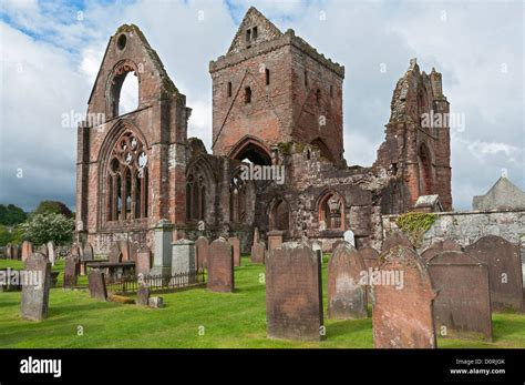 Scotland New Abbey Sweetheart Abbey Church Ruin Dates From Middle