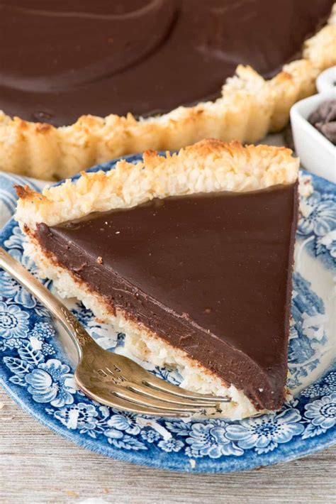 It's so easy to add an overripe banana to almost any baked good. Chocolate Macaroon Pie - Crazy for Crust