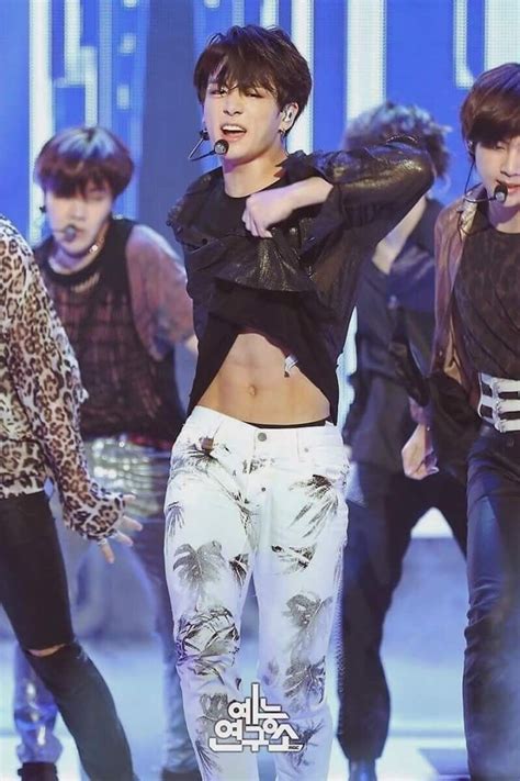 A subreddit dedicated to no one other than the great jeon jungkook of bts. Jungkook Bts Sixpack