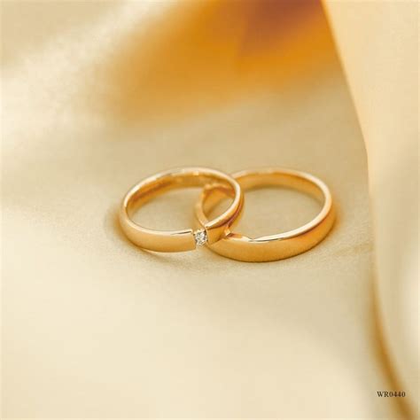 Maybe you would like to learn more about one of these? Cincin Emas 18 Karat: Pilihan Tepat untuk Cincin Nikah ...
