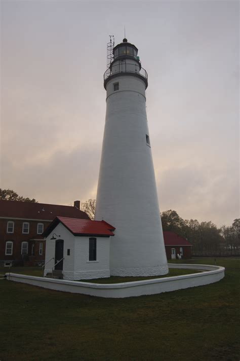 Fort Gratiot Lighthouse - Michigan's Oldest Lighthouse, Port Huron ...