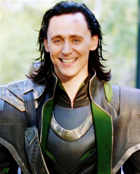 Tom Hiddleston As Loki Laufeyson Tom Hiddleston Photo 37968887 Fanpop