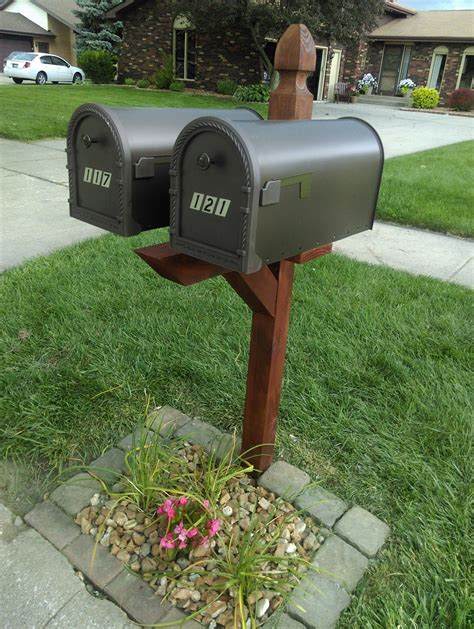 Double Mailbox Post Makeover Double Mailbox Post Mailbox Landscaping