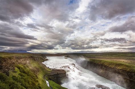 Icelands Beautiful Quiet Scenery That Inspires Us All Iconic Life