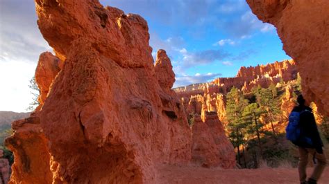 Sunrise Hike On The Queens Garden Trail In Bryce Canyon National Park