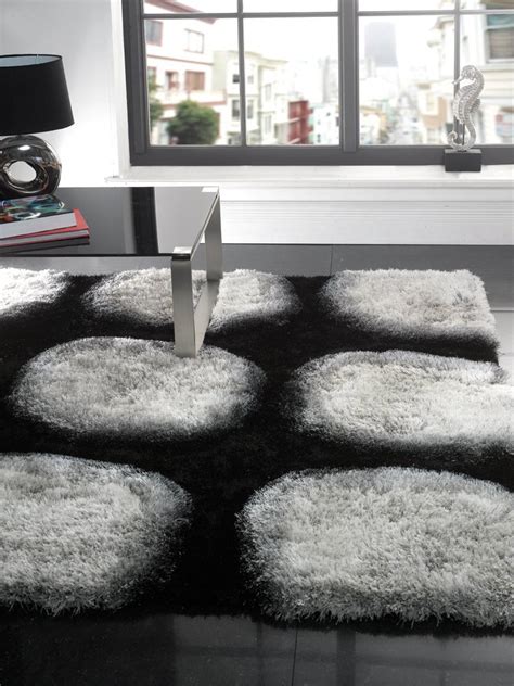 Black And White Pattern Rug