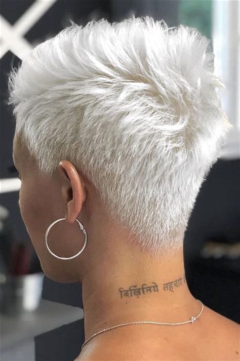 Fashionable Messy Short Pixie Haircut Fashion Girls Blog In 2020 Short Spiked Hair Super