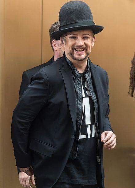 Listen to boy george's top songs like you cannot be saved, these gods will fall, generations of love on edm hunters. Pin by Jeanie Banks on Beautiful in 2020 | Boy george ...