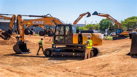 Case Construction Equipment Launches Brand New Cx 220c Lc Heavy Duty