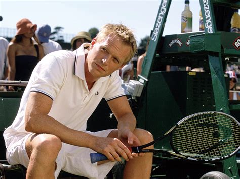 God film, tænk inden du ser rapporter denne anmeldelse. Movie Review: Wimbledon (2004) | The Ace Black Movie Blog