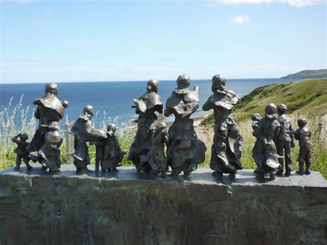 Eyemouth Disaster Memorial At Cove On 14th October 1881 A Flickr