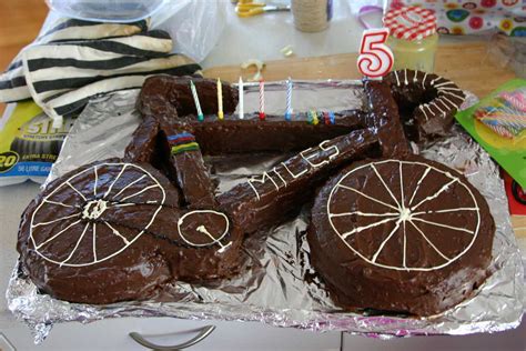Cake Rocket Fuel Vintage Cycling Style