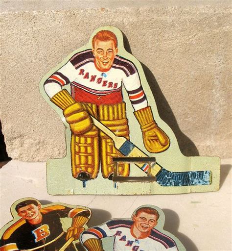 New York Rangers Goalie Brooch 2800 Vintage Metal Hockey Etsy New