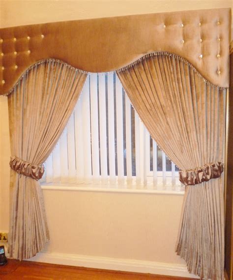 Velvet Shaped Pelmet And Curtains Curtain Decor Home Curtains
