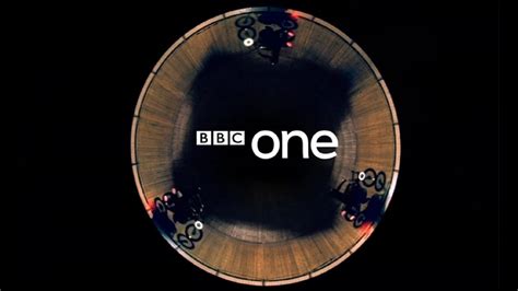 Bbc radio 1 1970s desk memories history writing table desktop souvenirs historia. Into the new Millennium - History of the BBC