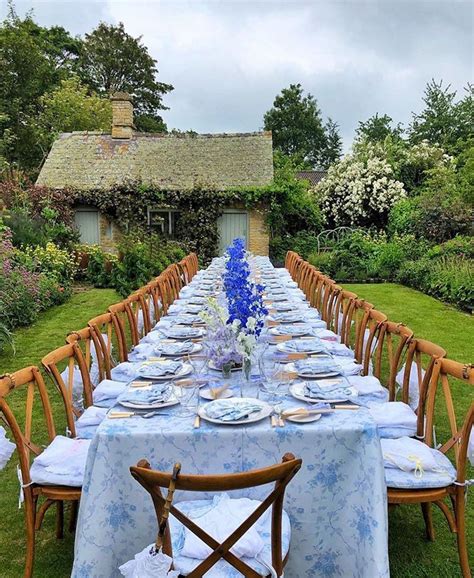 Buy tickets for singles dinner party, london. It's a dull Summer day here in London, but we have to say ...