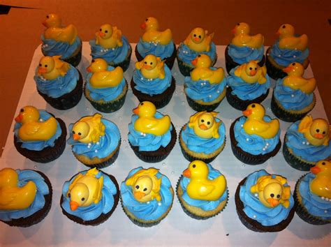 Yellow for the duckies, and blue for the water. It's Sweet: Baby Shower Cupcakes - Rubber Duck