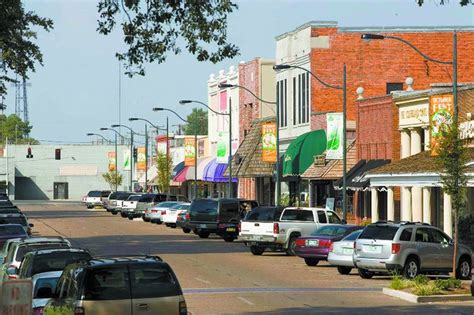 The Small Town In Mississippi Thats One Of The Coolest In The Us