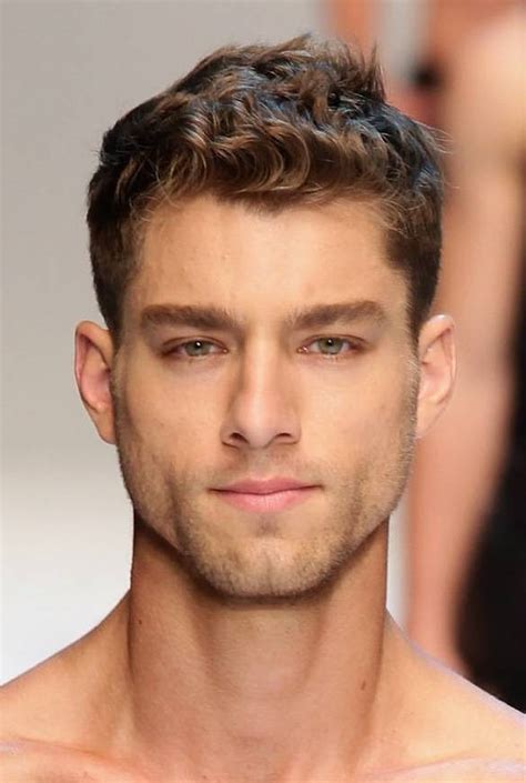 Whether you have short, long, medium, thick, thin, curly, wavy, or straight hair, you'll find a new awesome hairstyle to try this year! 20 Cool Hairstyles For Men With Thin Hair - Feed Inspiration