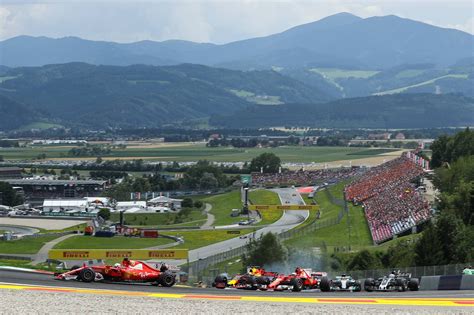 Британский пилот стал вторым, заработав лишнее очко за лучший круг. Red Bull bereit für Formel-1-Saisonstart in Spielberg - F1 ...