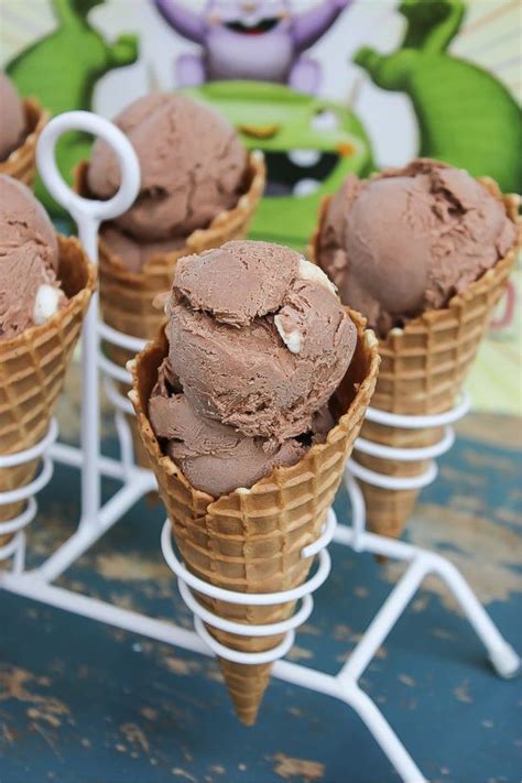 Basic Butter Pecan Ice Cream Recipe : Easiest Way to Prepare Tasty Butter Pecan Ice Cream Recipe