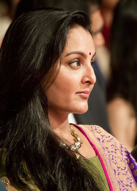 Manju is a trained dancer. Manju Warrier Hot Navel New HD Pictures In Short Clothes