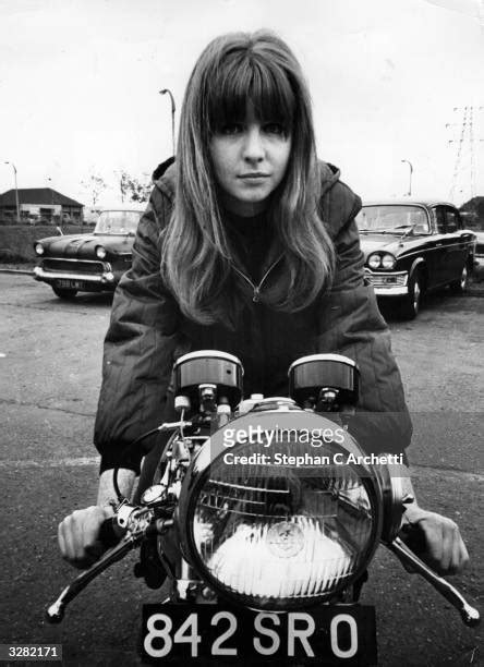 Jane Asher 1960s Photos And Premium High Res Pictures Getty Images