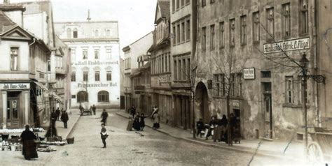 Hier finden sie immobilien vieler immobilienportale und durch die einfache & schnelle immobiliensuche mit intuitiven filtermöglichkeiten ist das ziel traumimmobilie zum. Naether-Kinderwagen in Zeitz: Das Haus, in dem alles ...