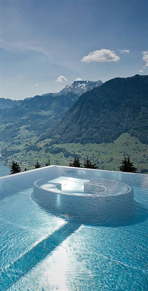 Refreshing View Of Switzerland With Stunning Mountain And
