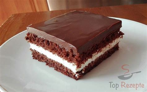 4 el wasser 100 g zucker 100 g schokolade 1 becher saure sahne Nesquik-Kuchen | Top-Rezepte.de | Rezept | Kuchen und ...