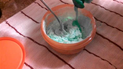 How To Make Slime With Baking Soda And Dish Soap Youtube
