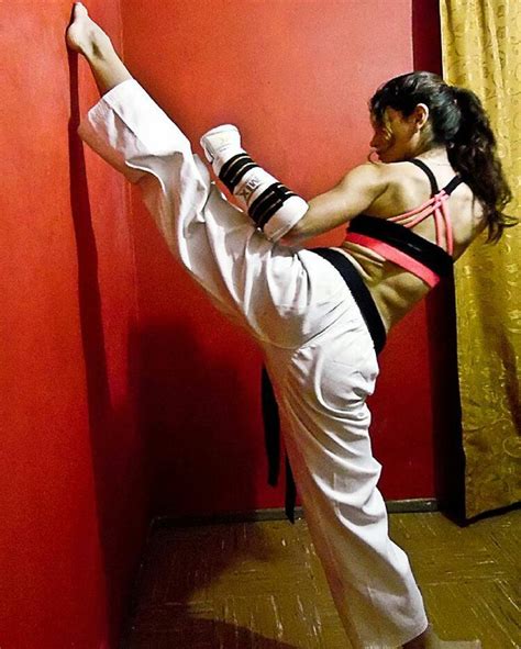 Pin By JHON MASON On SEXY GIRLS FITNESS MARTIAL ARTS GIRLS Martial