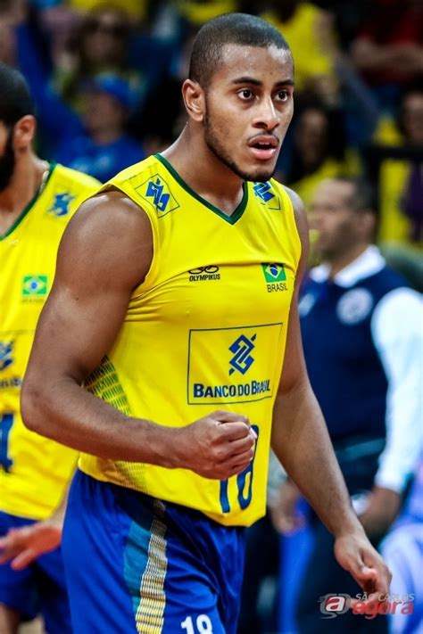 10 cases when bruno resende surprised the world. Jogador da seleção brasileira de vôlei participa de ...